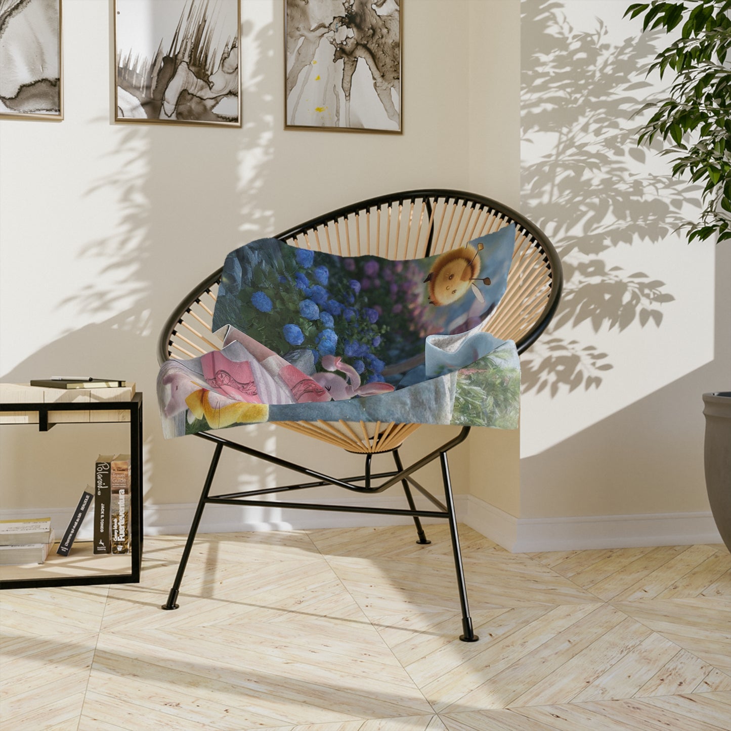 Infinity Nikki Momo Whimsical Velveteen Microfiber Blanket with Fantasy Creatures - Diverso shop